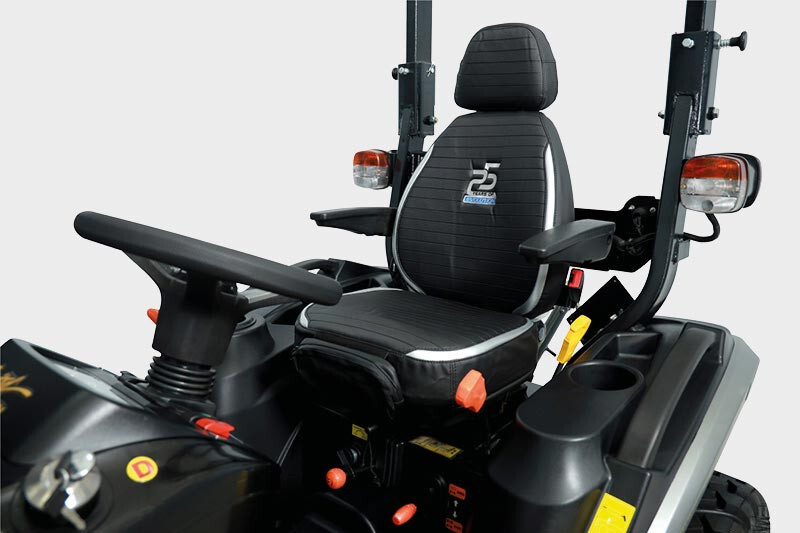 Solis 26 HST 4wd Hydrostaat Black Editio - Solis - Solis26 Hydrostaat Black