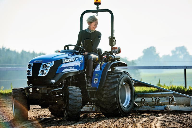 Solis 26 4wd handgeschakeld (6+2)       sideshift - Solis - Solis26-106 sideshift