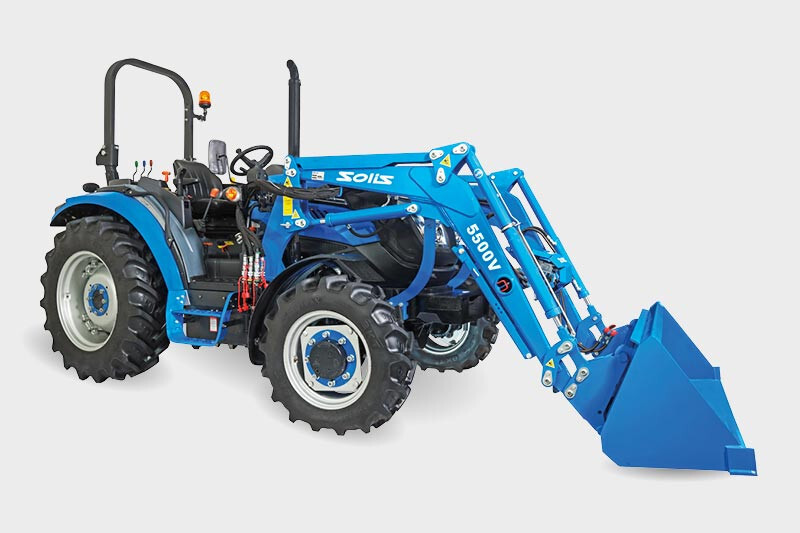 Voorlader Solis 50 met grondbak